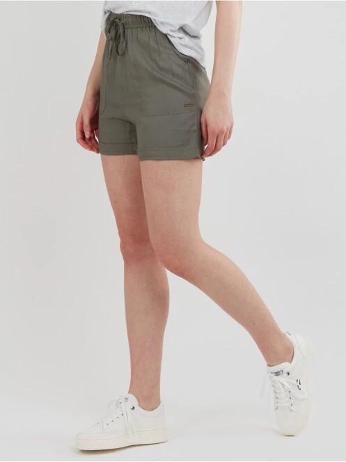 Fundango Carla Shorts női rövidnadrág zöld színben 2
