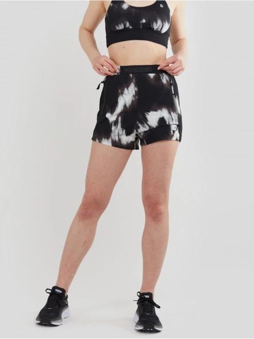 Fundango Karin Shorts női sport rövidnadrág fekete színben 2